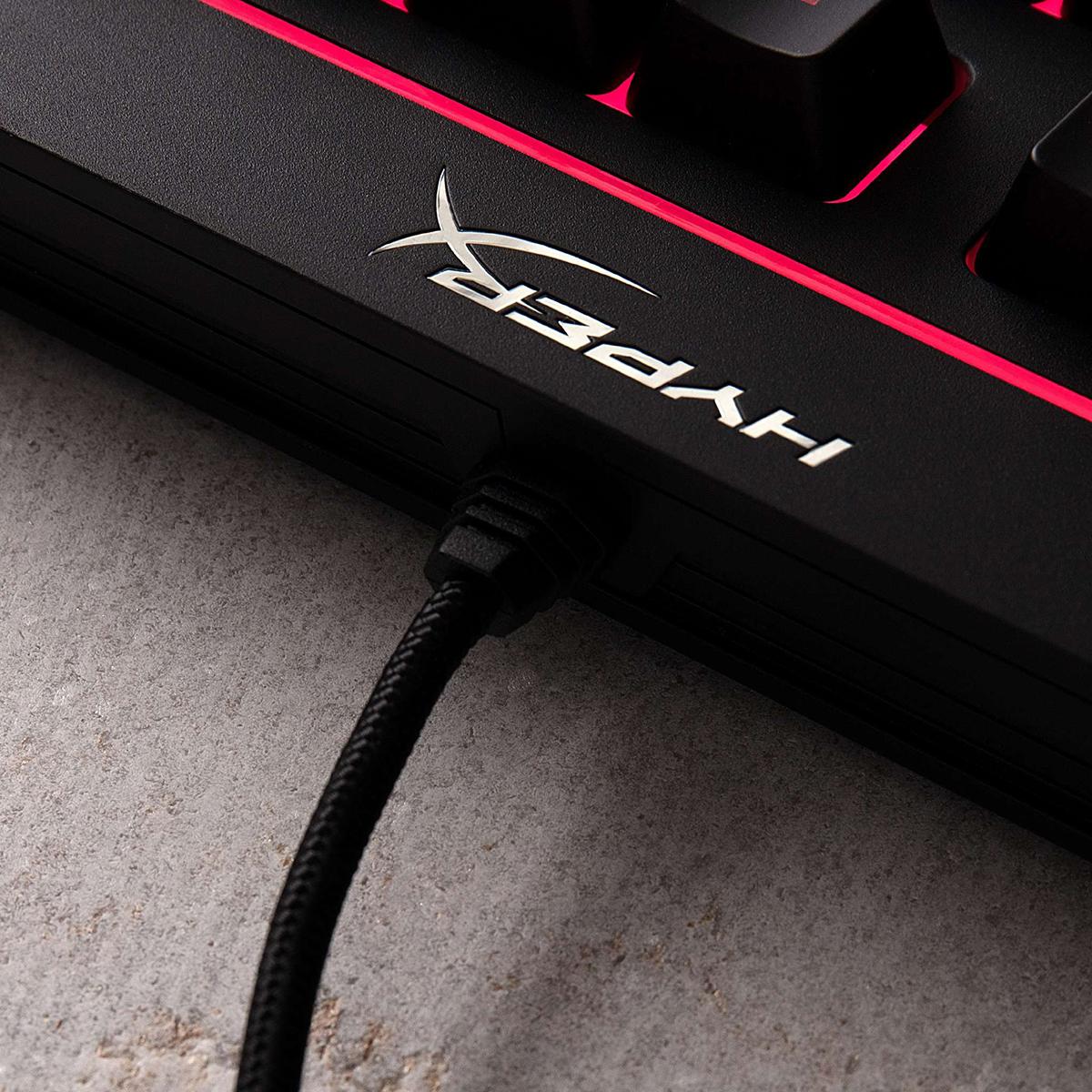 Teclado Gamer Hyperx Alloy Qwerty Español Latinoamérica Color Negro Con Luz Rgb